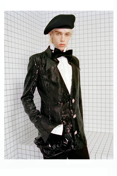 Look 18
